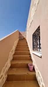 1 level 2 bed 1 bath villa with community pool Torrevieja