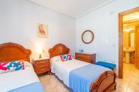  op het zuiden gelegen 3 bed 3 badkamer villa met garage Playa flamenca